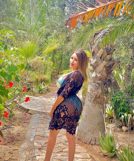 Nagie wyciekłe zdjęcie OnlyFans od Imen Loulou