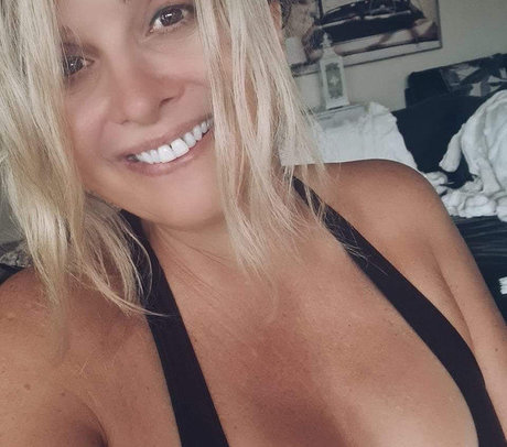 Nagie wyciekłe zdjęcie OnlyFans od Helen Eleni