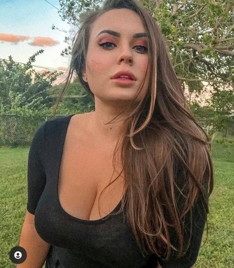 Nagie wyciekłe zdjęcie OnlyFans od Rezarta M