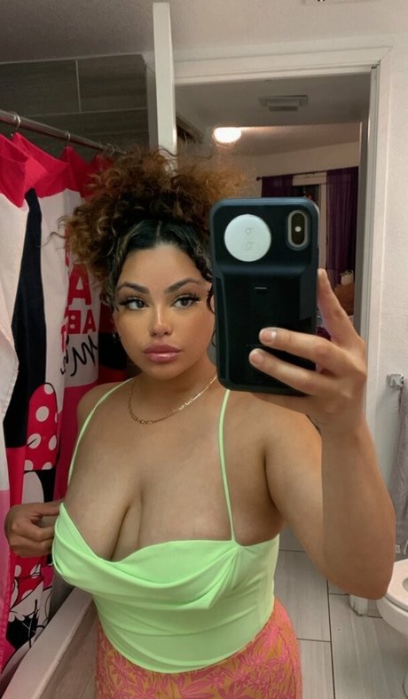 Nagie wyciekłe zdjęcie OnlyFans od Rosalbanaomi