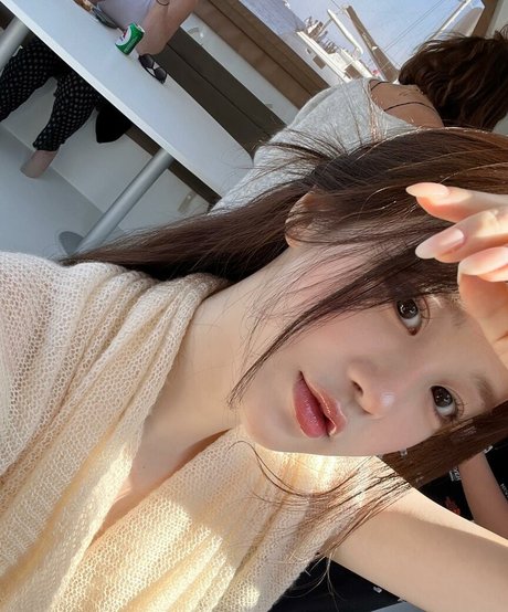 Nagie wyciekłe zdjęcie OnlyFans od Uzaa