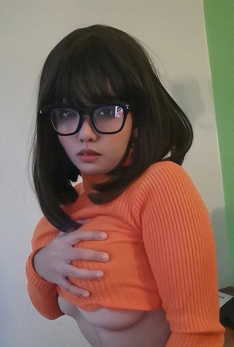 Nagie wyciekłe zdjęcie OnlyFans od Shknhdzn