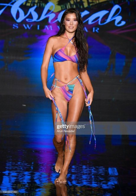Nagie wyciekłe zdjęcie OnlyFans od Jenn Lee