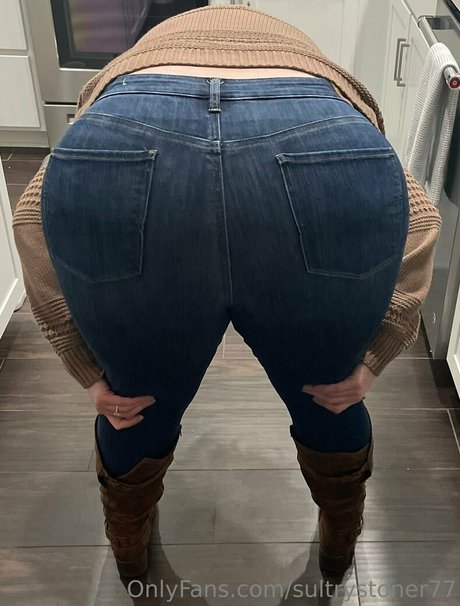Sultrystoner77