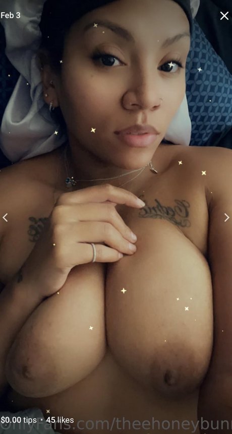 Nagie wyciekłe zdjęcie OnlyFans od Honey K