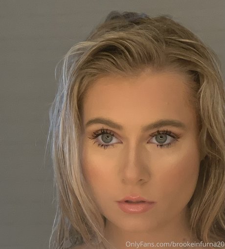 Nagie wyciekłe zdjęcie OnlyFans od Brooke Infurna