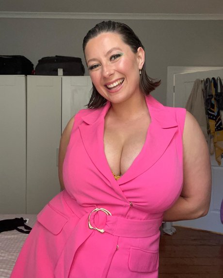 Nagie wyciekłe zdjęcie OnlyFans od Bel Larcombe