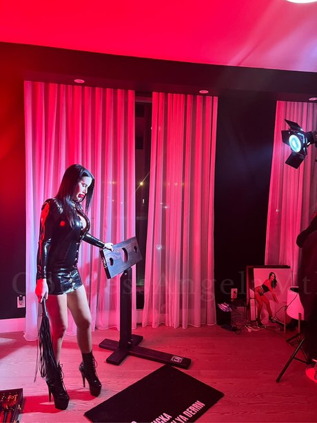 Nagie wyciekłe zdjęcie OnlyFans od Goddess Angela