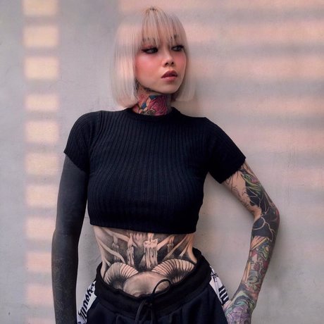Nagie wyciekłe zdjęcie OnlyFans od Angelie Pench