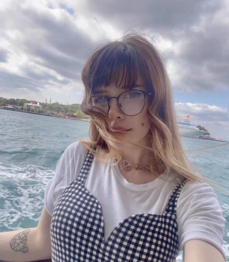 Fraulein Milk