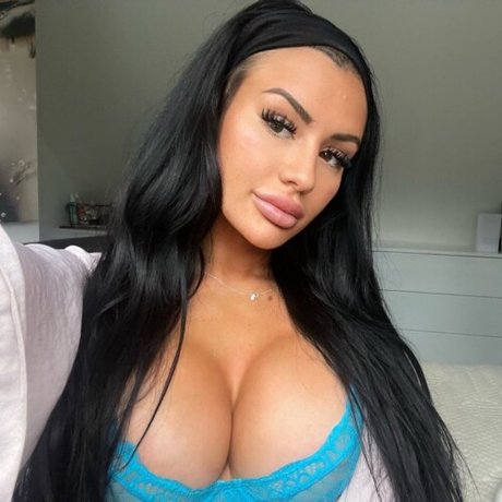 Nagie wyciekłe zdjęcie OnlyFans od Siannfitness