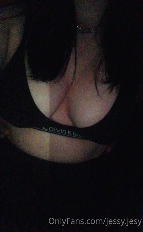 Nagie wyciekłe zdjęcie OnlyFans od Jessy Ijesy