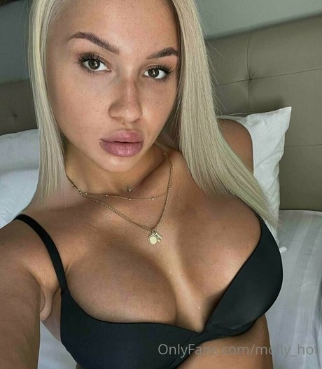 Nagie wyciekłe zdjęcie OnlyFans od Mollyhot