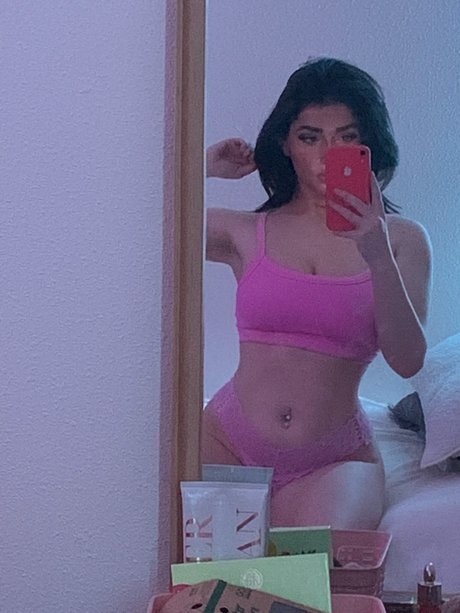 Nagie wyciekłe zdjęcie OnlyFans od Sukashawty