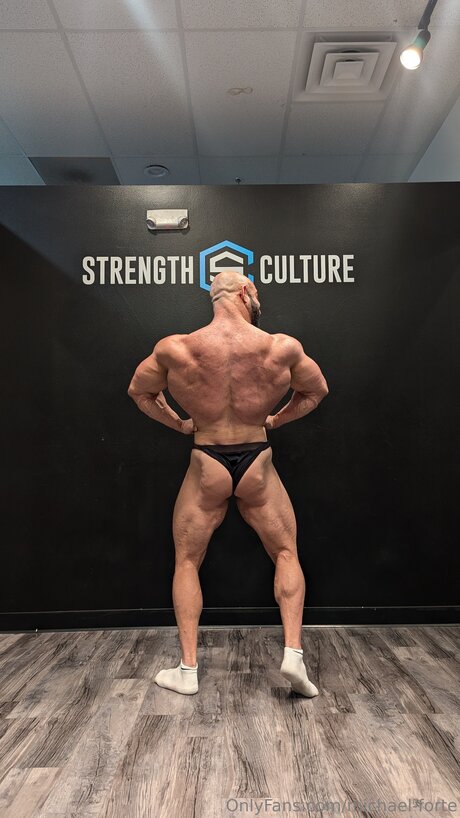 Nagie wyciekłe zdjęcie OnlyFans od Michael Forte