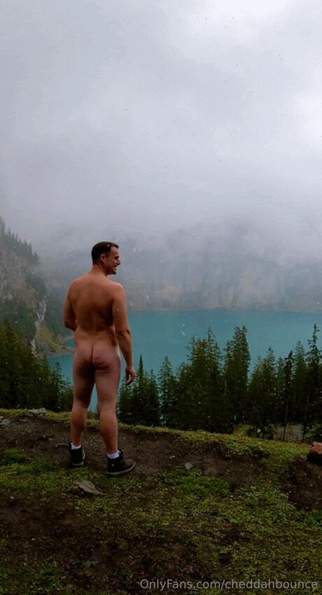 Nagie wyciekłe zdjęcie OnlyFans od Cheddahbounce
