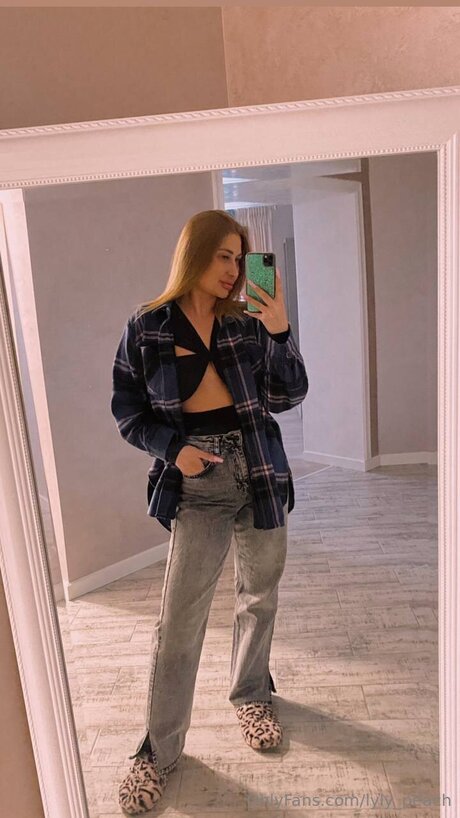 Lyly Peach