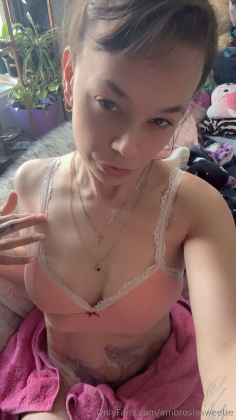Nagie wyciekłe zdjęcie OnlyFans od Ambrosiasweetie
