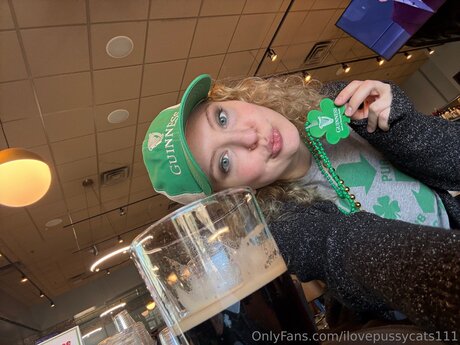 Ilovepussycats111