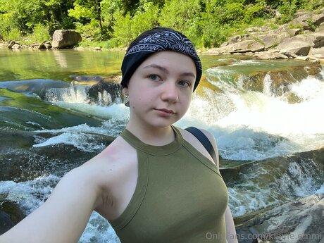 Nagie wyciekłe zdjęcie OnlyFans od Kleine Emmi