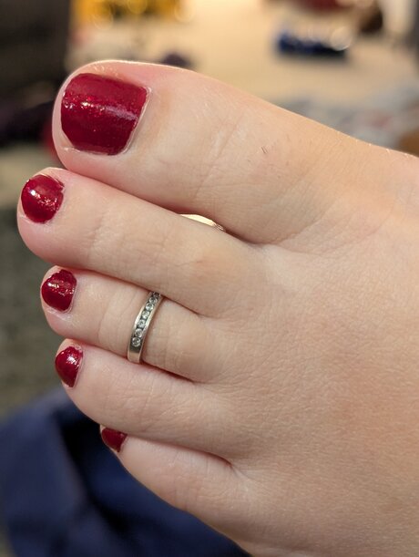 Barefoot Bunny B