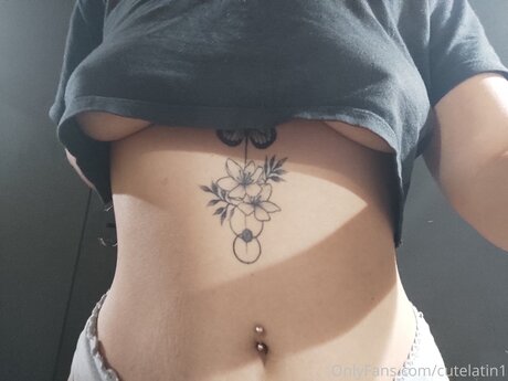 Nagie wyciekłe zdjęcie OnlyFans od Cutelatin1