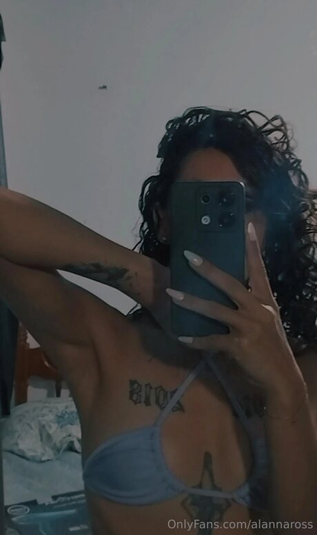 Nagie wyciekłe zdjęcie OnlyFans od Alannaross