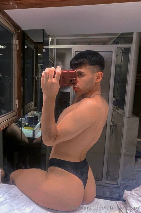 Nagie wyciekłe zdjęcie OnlyFans od Latinblondarg