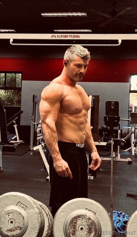 Nagie wyciekłe zdjęcie OnlyFans od Herethisthat