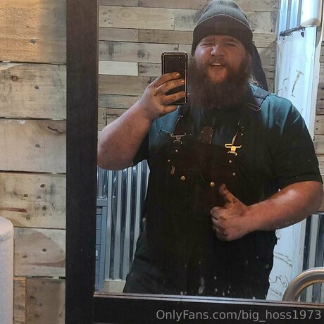 Nagie wyciekłe zdjęcie OnlyFans od Big Hoss1973