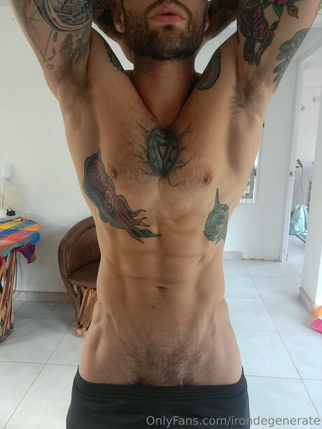 Nagie wyciekłe zdjęcie OnlyFans od Irondegenerate