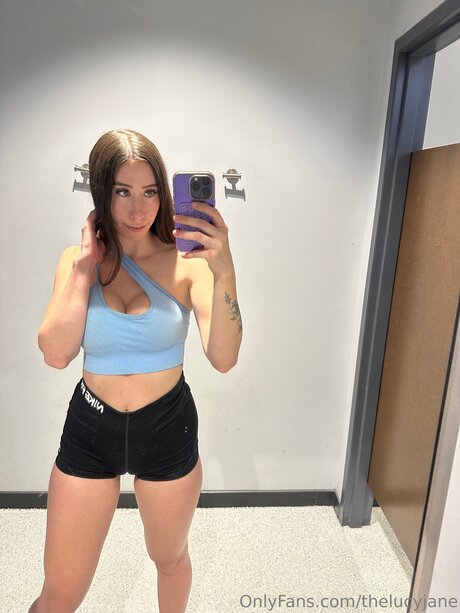 Nagie wyciekłe zdjęcie OnlyFans od Thelucyjane