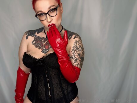 Yourscarletharlotxxx