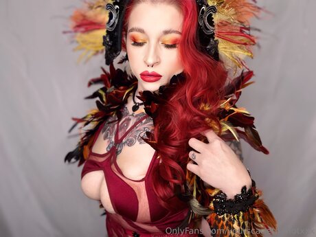 Yourscarletharlotxxx