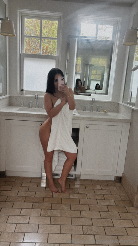 Nagie wyciekłe zdjęcie OnlyFans od Anittaafterhrs