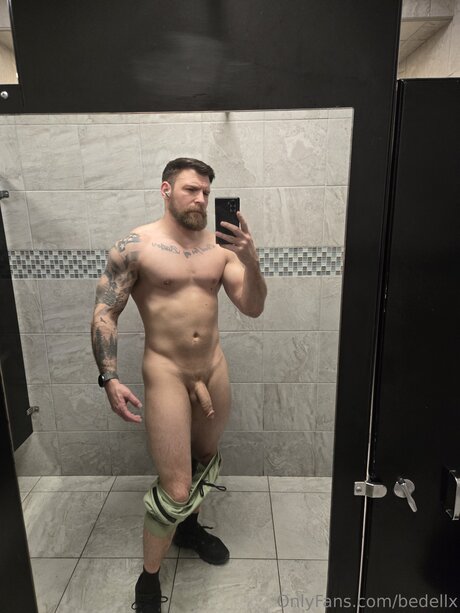 Nagie wyciekłe zdjęcie OnlyFans od Bedellx
