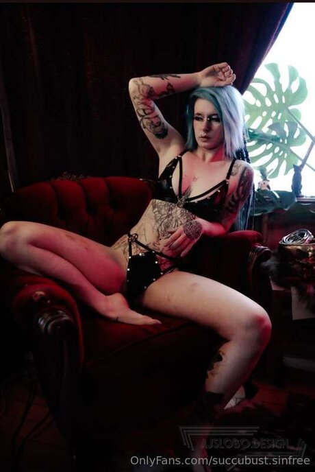 Succubust Sinfree