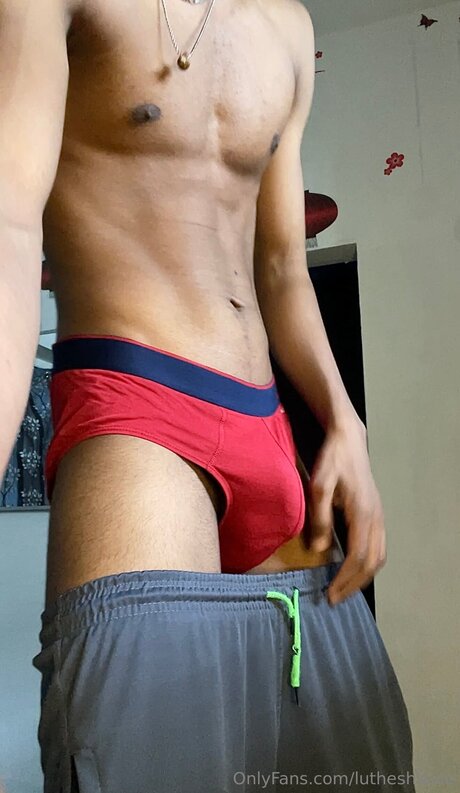 Nagie wyciekłe zdjęcie OnlyFans od Lutheshlavie