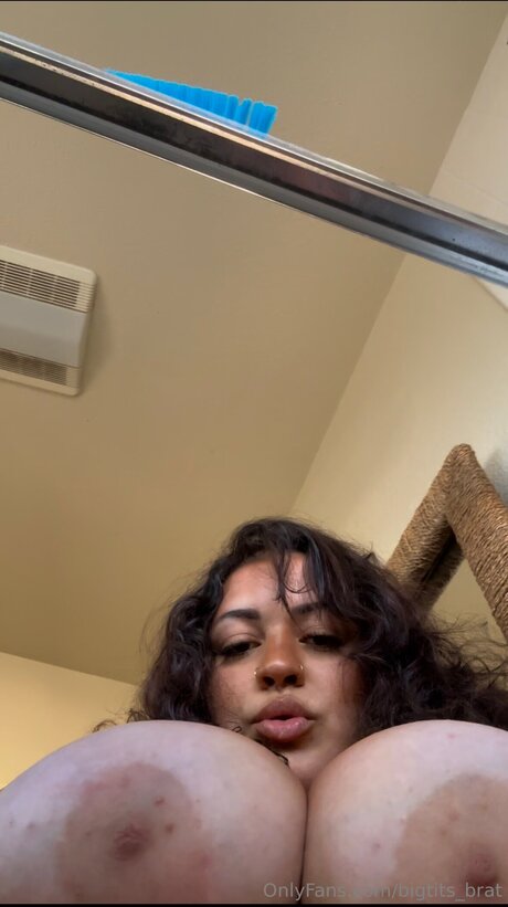 Bigtits Brat