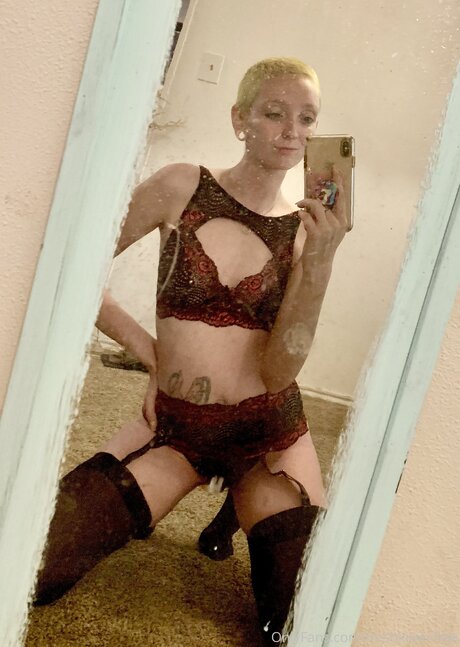 Nagie wyciekłe zdjęcie OnlyFans od Freshkiiwii Free