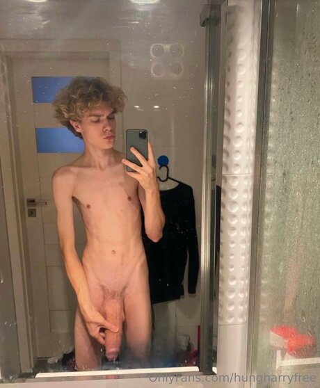 Nagie wyciekłe zdjęcie OnlyFans od Hungharryfree