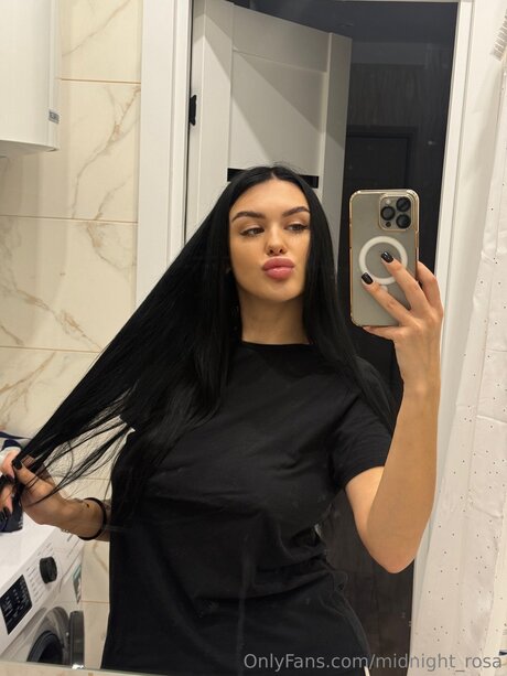 Nagie wyciekłe zdjęcie OnlyFans od Midnight Rosa