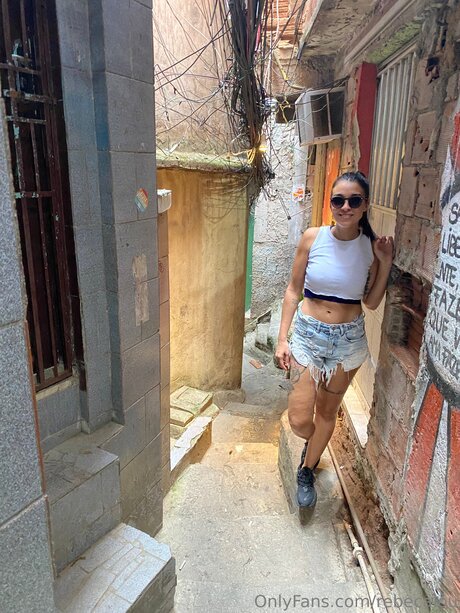 Rebecalou