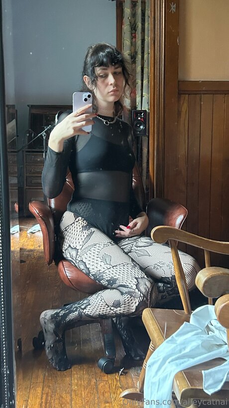Nagie wyciekłe zdjęcie OnlyFans od Alleycatnai