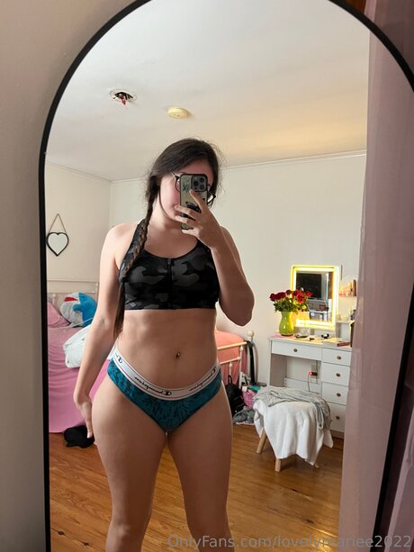 Nagie wyciekłe zdjęcie OnlyFans od Lovelymariee2022