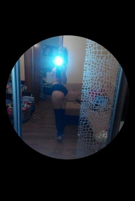 Nagie wyciekłe zdjęcie OnlyFans od X Sweetie Plum X