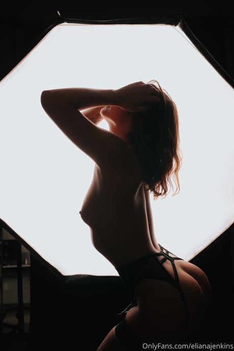 Nagie wyciekłe zdjęcie OnlyFans od Eliana Jenkins