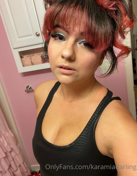 Nagie wyciekłe zdjęcie OnlyFans od Karamia Darling