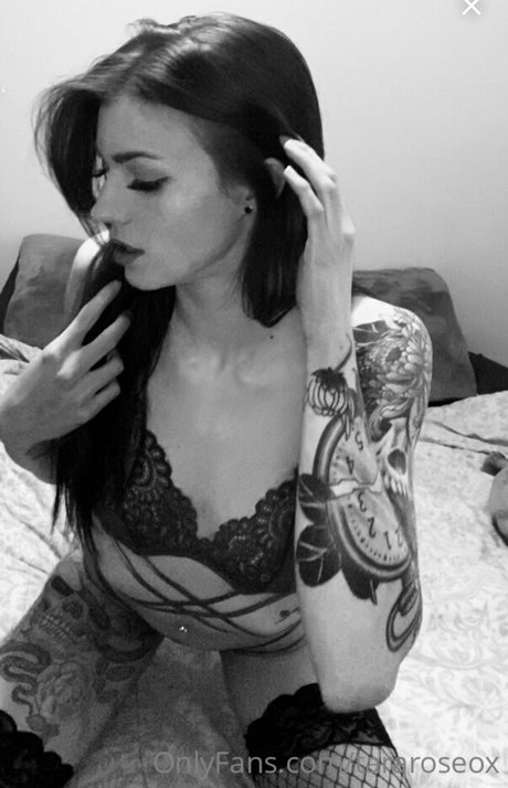 Nagie wyciekłe zdjęcie OnlyFans od Tara Rose