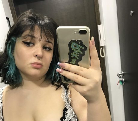 Nagie wyciekłe zdjęcie OnlyFans od Sarah Lovely